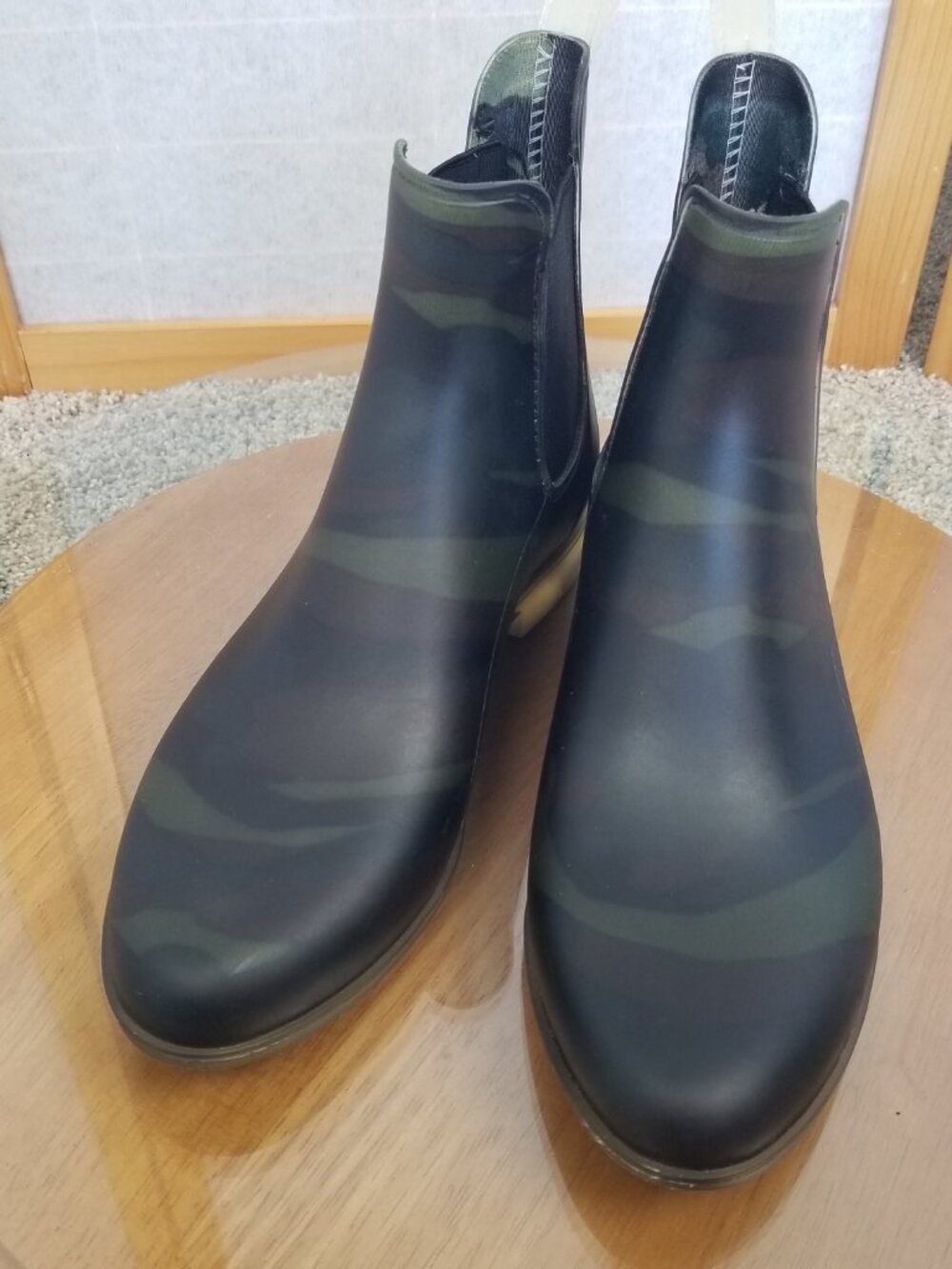 J. Crew Chelsea Camouflage Rain Boots Size 8 Waterproof